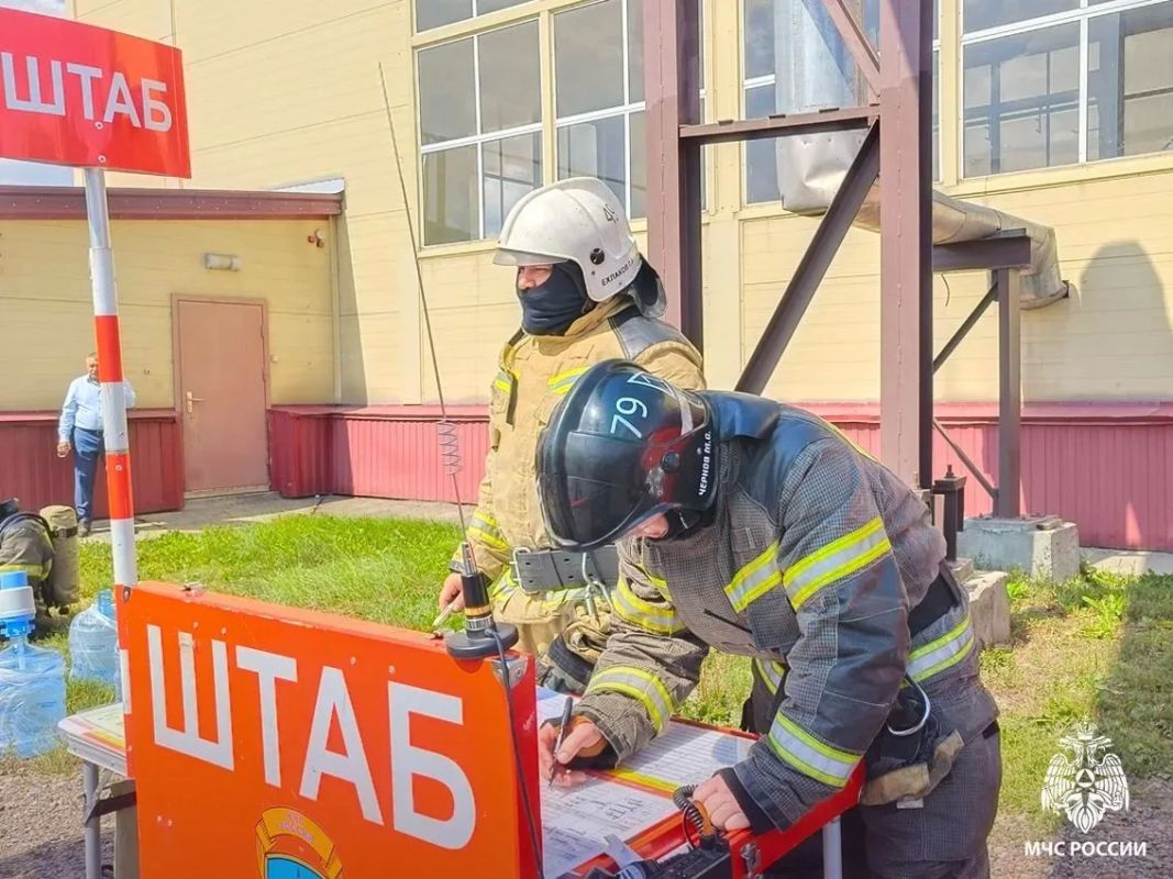 207 лет на страже безопасности: в Томской области отмечают День пожарной охраны 207 лет на страже безопасности: в Томской области отмечают День пожарной охраны