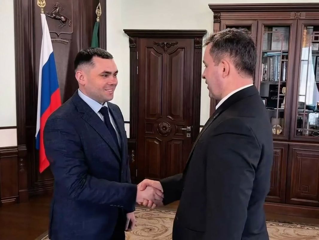 Дмитрий Махиня: Завтра вместе со специалистами городских и областных учреждений, коллегами из администрации Томска принимаю участие в открытой встрече с участниками СВО и их семьями Дмитрий Махиня: Завтра вместе со специалистами городских и областных учреждений, коллегами из администрации Томска принимаю участие в открытой встрече с участниками СВО и их семьями