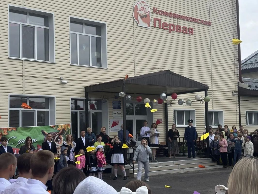 Сотрудники прокуратур городов и районов Томской области поучаствовали в торжественных линейках образовательных организаций, посвященных Дню знаний Сотрудники прокуратур городов и районов Томской области поучаствовали в торжественных линейках образовательных организаций, посвященных Дню знаний