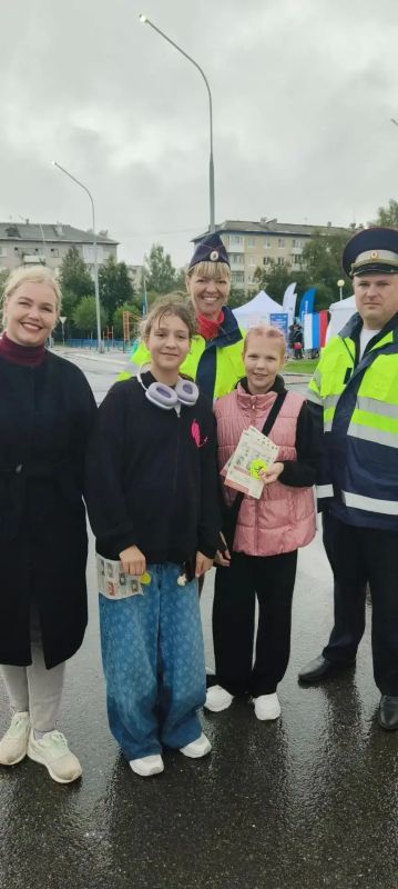 В Северске сотрудники Госавтоинспекции провели профилактическую акцию на фестивале «Живи Ярко, Северск» В Северске сотрудники Госавтоинспекции провели профилактическую акцию на фестивале «Живи Ярко, Северск»