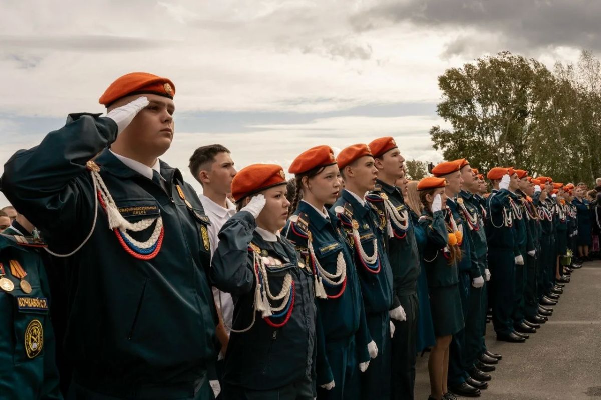 День знаний в пожарно-спасательном лицее День знаний в пожарно-спасательном лицее