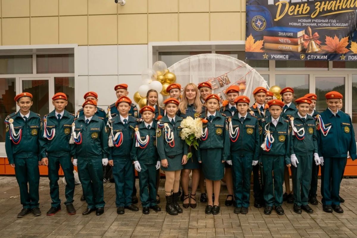 День знаний в пожарно-спасательном лицее День знаний в пожарно-спасательном лицее