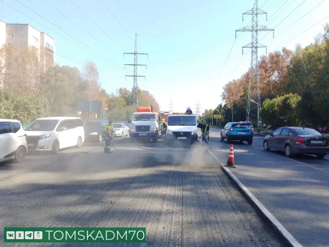 В Томске завершен ремонт подъездов к Коммунальному мосту и на улице Нахимова В Томске завершен ремонт подъездов к Коммунальному мосту и на улице Нахимова