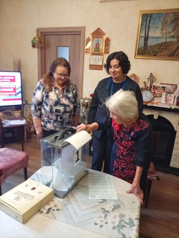 104-летняя ветеран Великой Отечественной войны проголосовала на выборах 104-летняя ветеран Великой Отечественной войны проголосовала на выборах