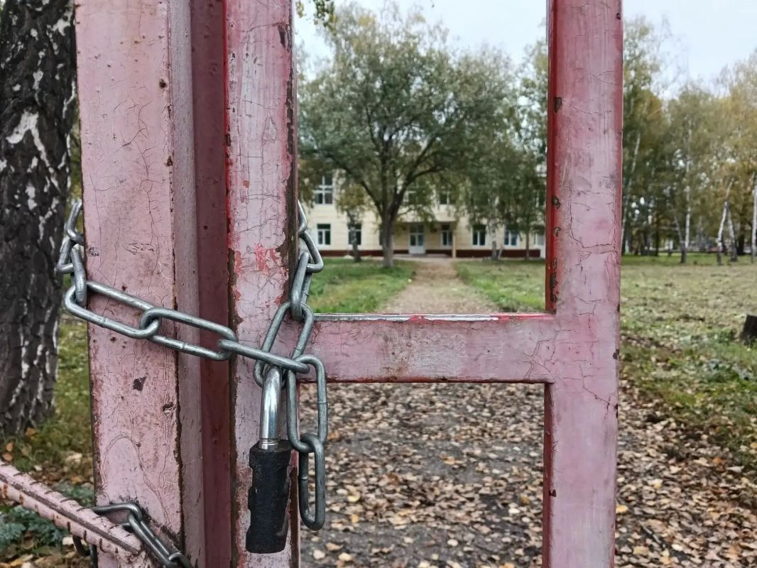 Прокуратура Зырянского района Томской области в судебном порядке обязала провести капитальный ремонт в здании начальной школы