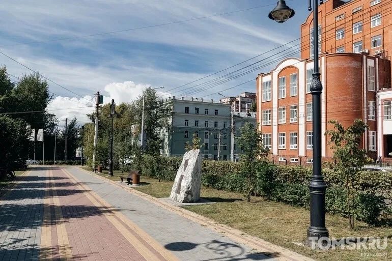 Уличные часы вернулись к Томскому политеху