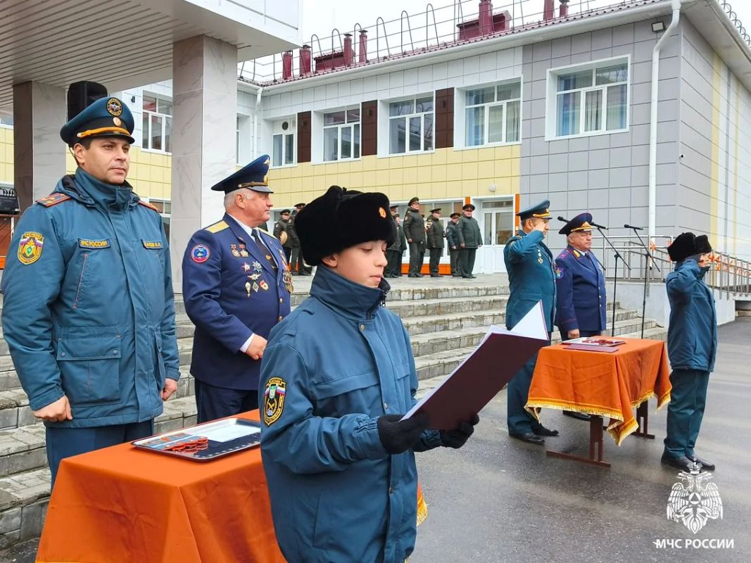 Торжественный день в Пожарно-спасательном лицее Томского района! Торжественный день в Пожарно-спасательном лицее Томского района!
