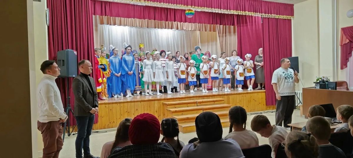 «Школа на сцене»: стартовал очный этап областного фестиваля-конкурса школьных театров «Школа на сцене»: стартовал очный этап областного фестиваля-конкурса школьных театров