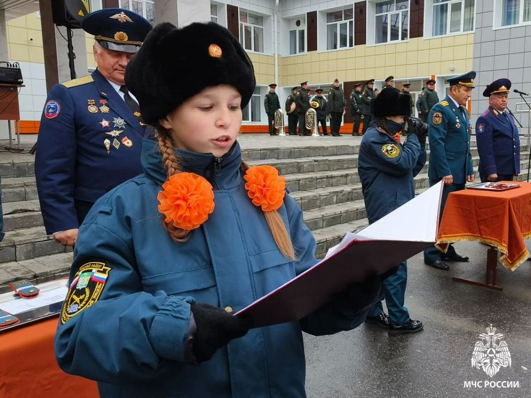 Торжественный день в Пожарно-спасательном лицее Томского района! Торжественный день в Пожарно-спасательном лицее Томского района!