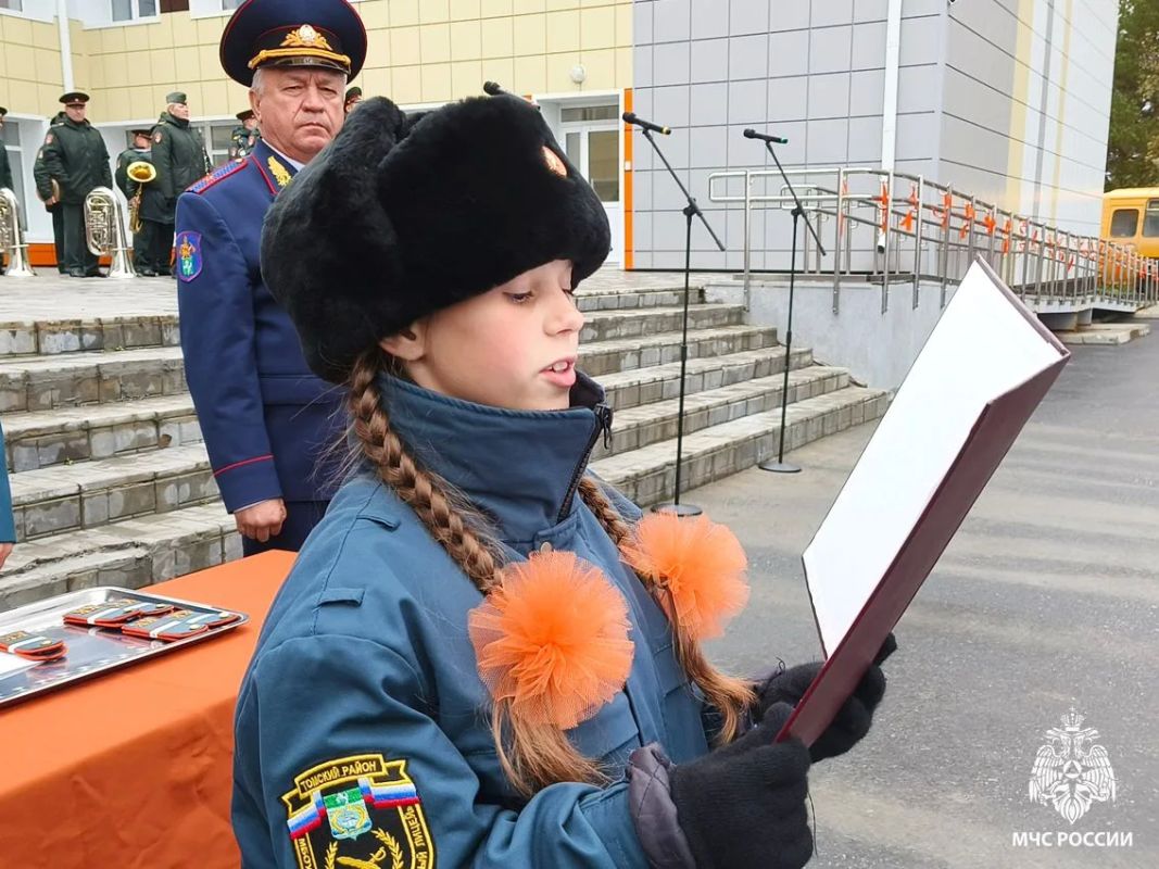 Торжественный день в Пожарно-спасательном лицее Томского района! Торжественный день в Пожарно-спасательном лицее Томского района!