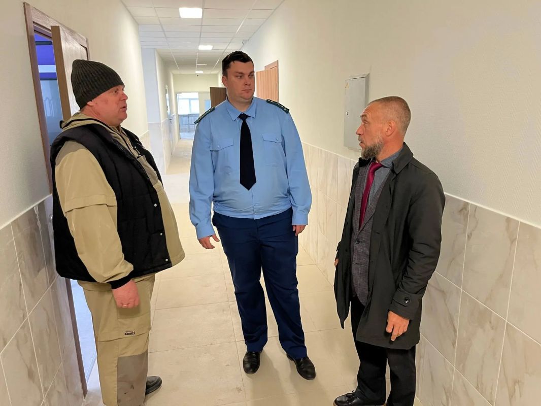 Под надзорным сопровождением прокуратуры Тегульдетского района Томской области завершен капитальный ремонт двух корпусов школы Под надзорным сопровождением прокуратуры Тегульдетского района Томской области завершен капитальный ремонт двух корпусов школы