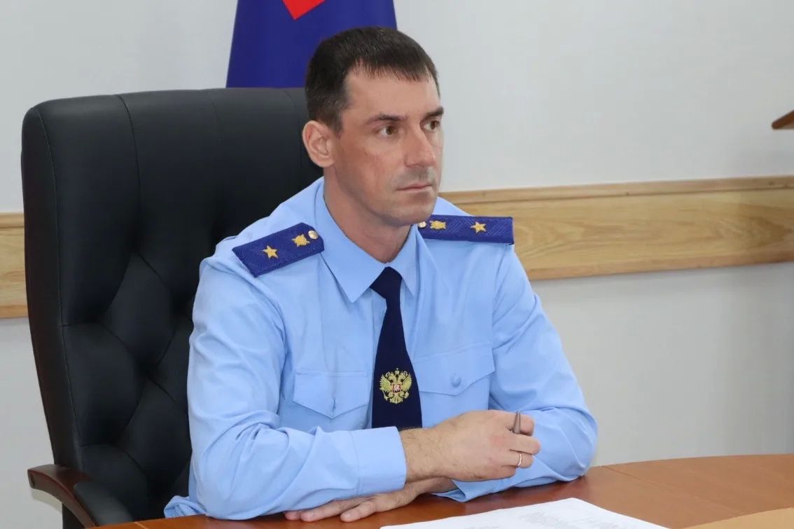 Прокурор региона Сергей Ломакин поставил на контроль установление обстоятельств возгорания здания завода на Кузовлевском тракте в Томске