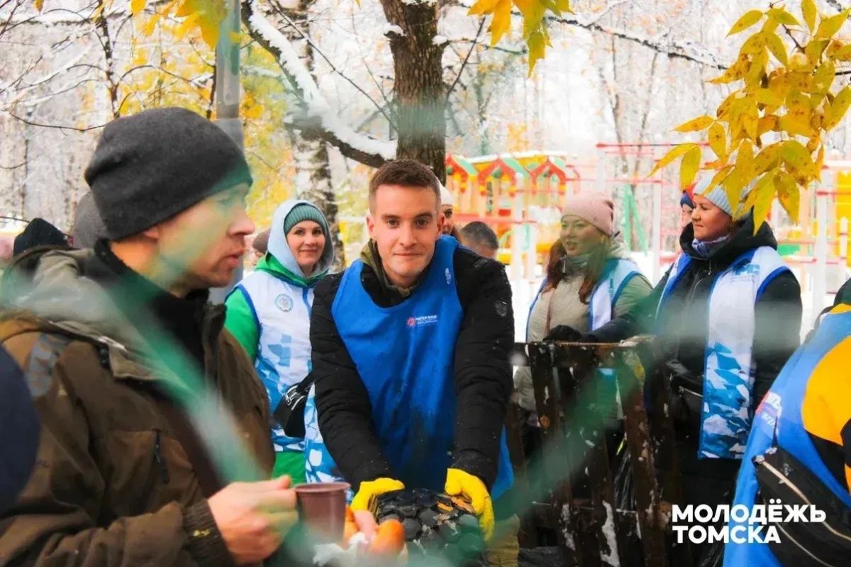 Более 700 кг мусора собрали участники фестиваля «Чистый лес Более 700 кг мусора собрали участники фестиваля «Чистый лес