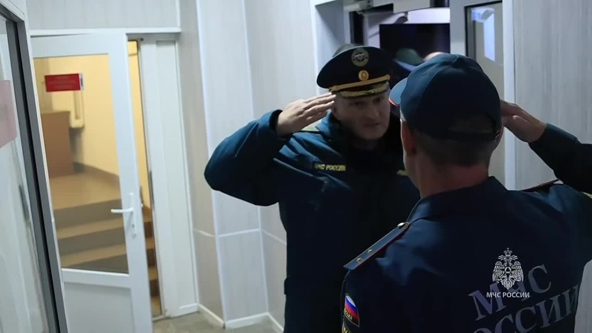 Главы МЧС России и Омской области обсудили вопросы обеспечения безопасности региона