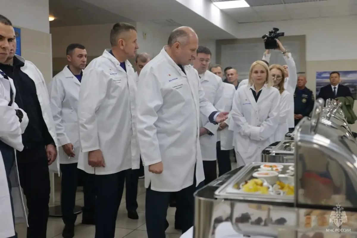 В вузах МЧС России совершенствуют систему питания курсантов В вузах МЧС России совершенствуют систему питания курсантов