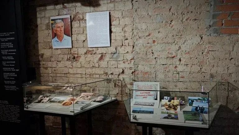В «Следственной тюрьме НКВД» открылась выставка о томском писателе Валентине Решетько