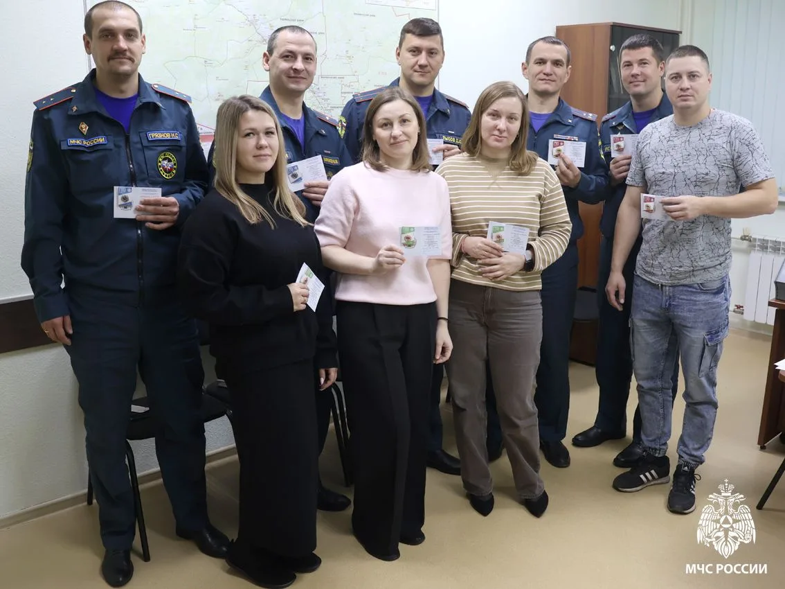Сотрудникам Главного управления МЧС России по Томской области вручили знаки отличия ГТО